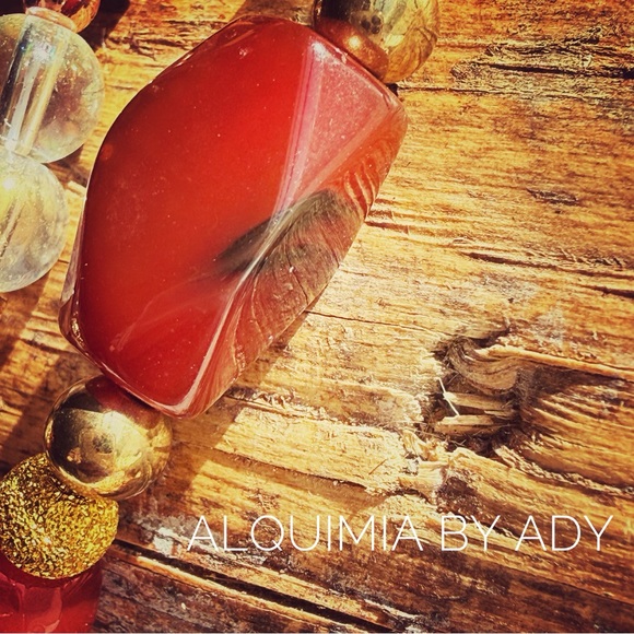 EARTHY LUXURY + Carnelian and agates statement bracelet - Picture 2 of 3